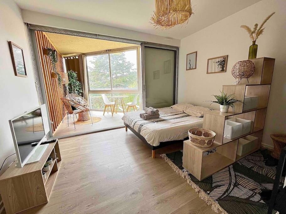 The Jungle Studio, Loggia & Parking Dans Residence โรม็อง-ซูร์-อีแซร์ ภายนอก รูปภาพ