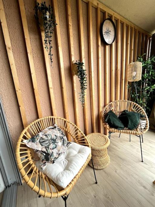 The Jungle Studio, Loggia & Parking Dans Residence โรม็อง-ซูร์-อีแซร์ ภายนอก รูปภาพ